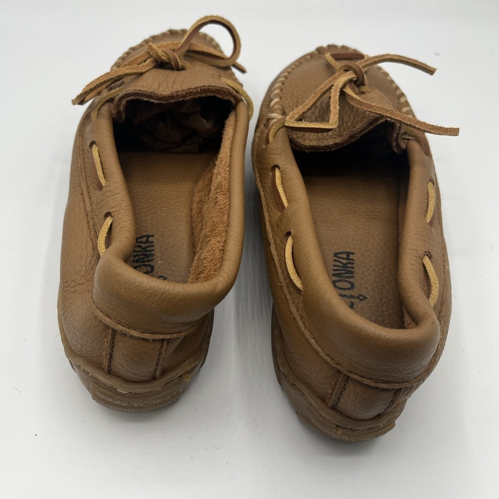 Mnnetonka 490W Moccasins - Picture 3 of 7